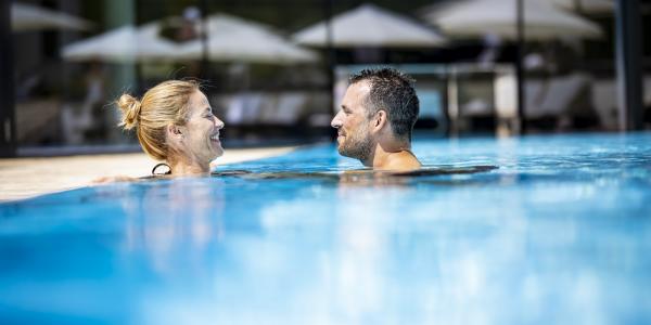 In- & Outdoorpool In- & Outdoorpool